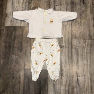 Vintage Winnie The Pooh baby Outfit 2 Piece 0-3 month Disney